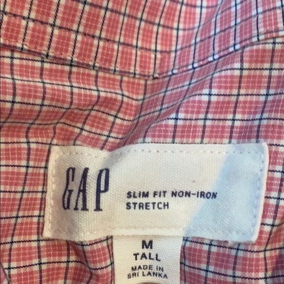 Gap slim fit dress shirt. - Picture 2 of 2